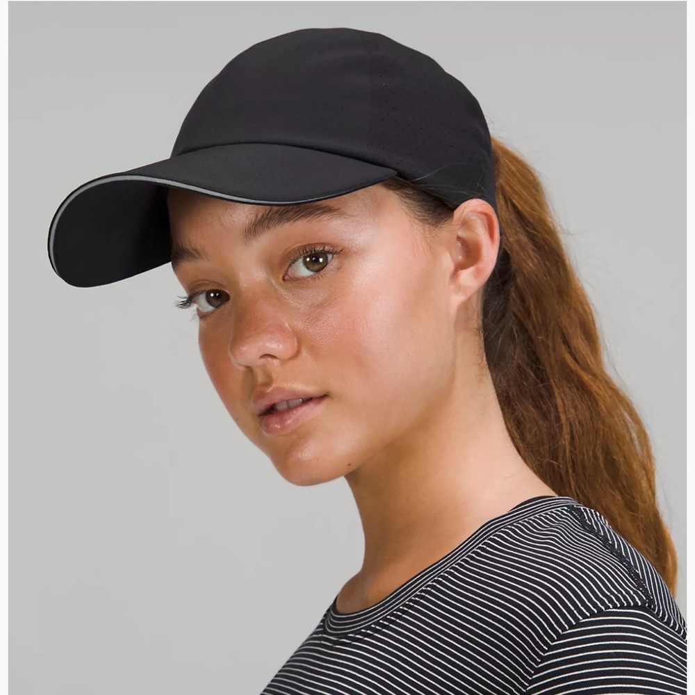*NWOT* Lululemon Women's Fast and Free Ponytail Running Hat in Black